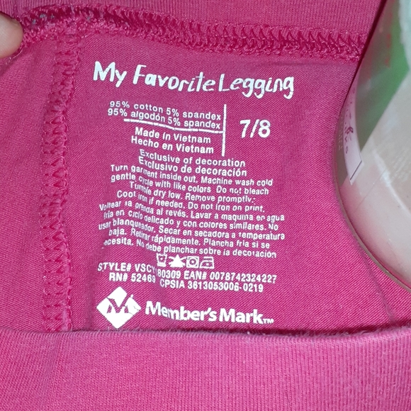 Clothes - Picture 2 of 3